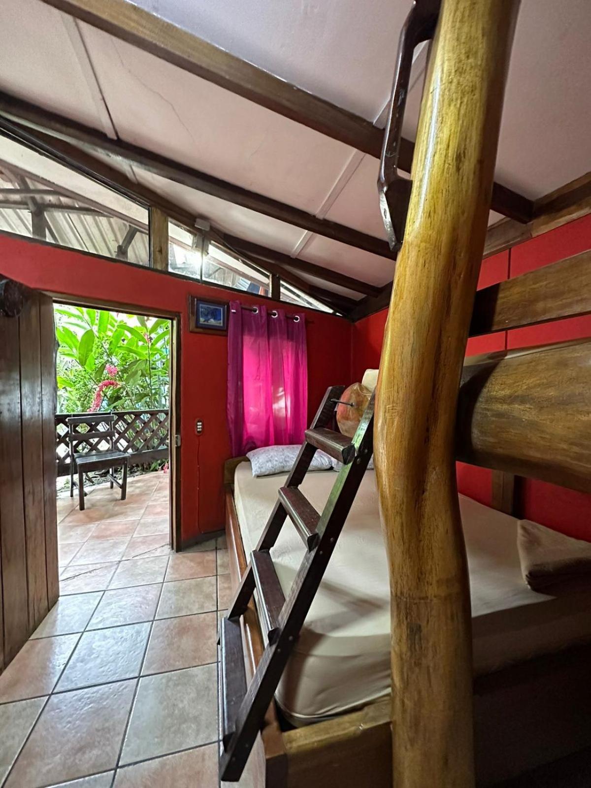 Playa Negra Brewing Beachfront Hotel Puerto Viejo de Talamanca Zewnętrze zdjęcie